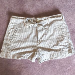 American Eagle high waisted shorts